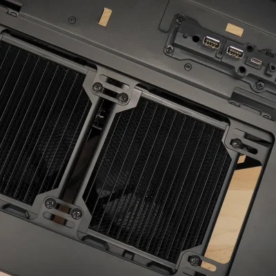 Acabado del montaje de radiadores superiores