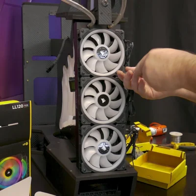 Montamos los ventiladores en el radiador del ordenador custom Corsair Z1